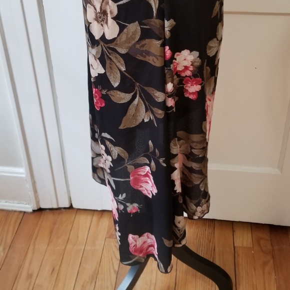 Floral wrap skirt - Picture 2 of 4
